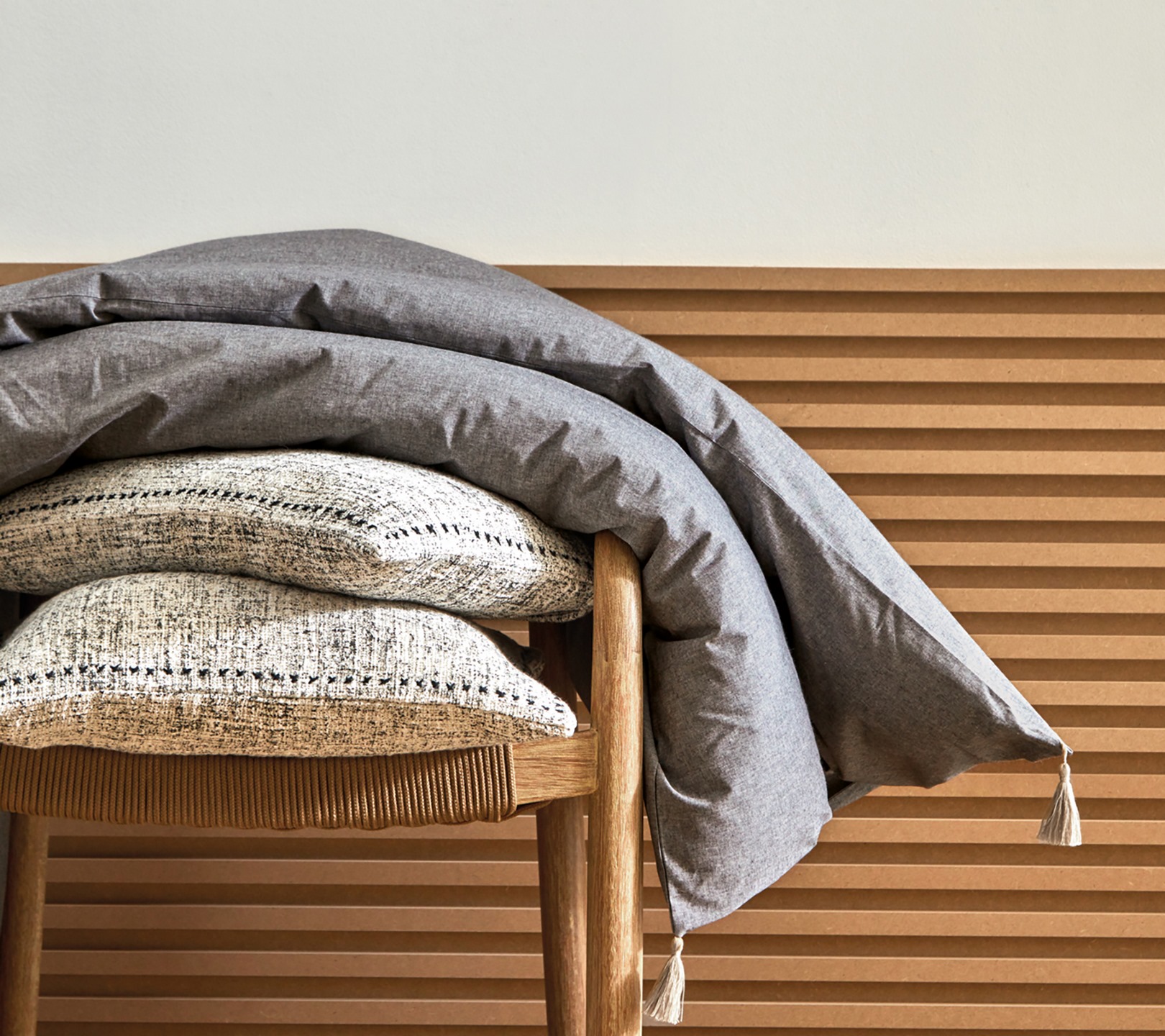 ENSEMBLE ENVELOPPE COUSSIN TOUAREG NOIR 