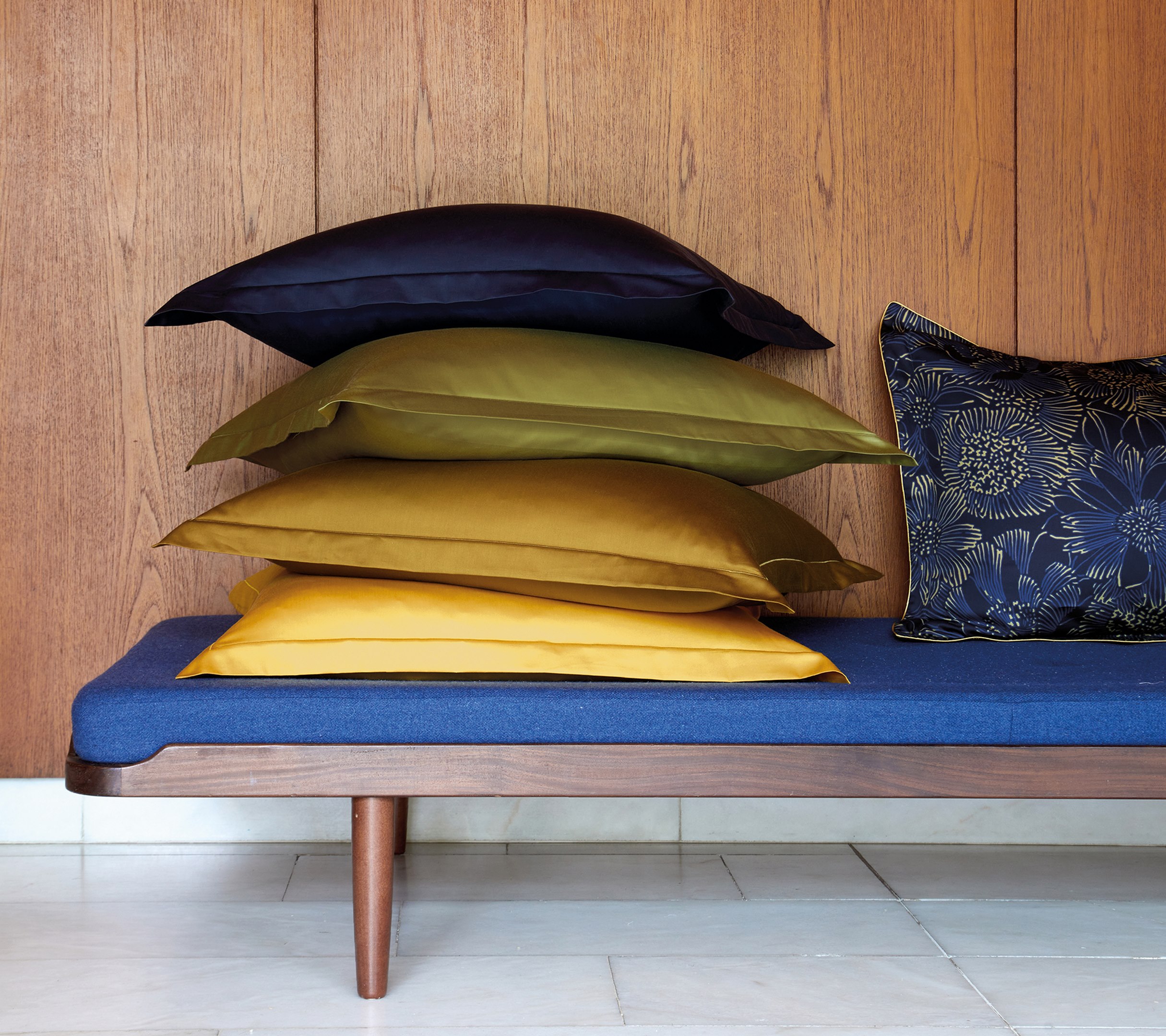 DRAP UNI SATIN AMBRE 